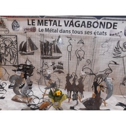 Le métal vagabonde décor originaux, La Fontaine des Arts à Fouras